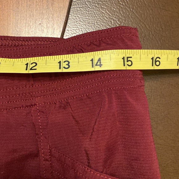 Eddie Bauer maroon lightweight jogger pants womens size med. new condition - Picture 7 of 9
